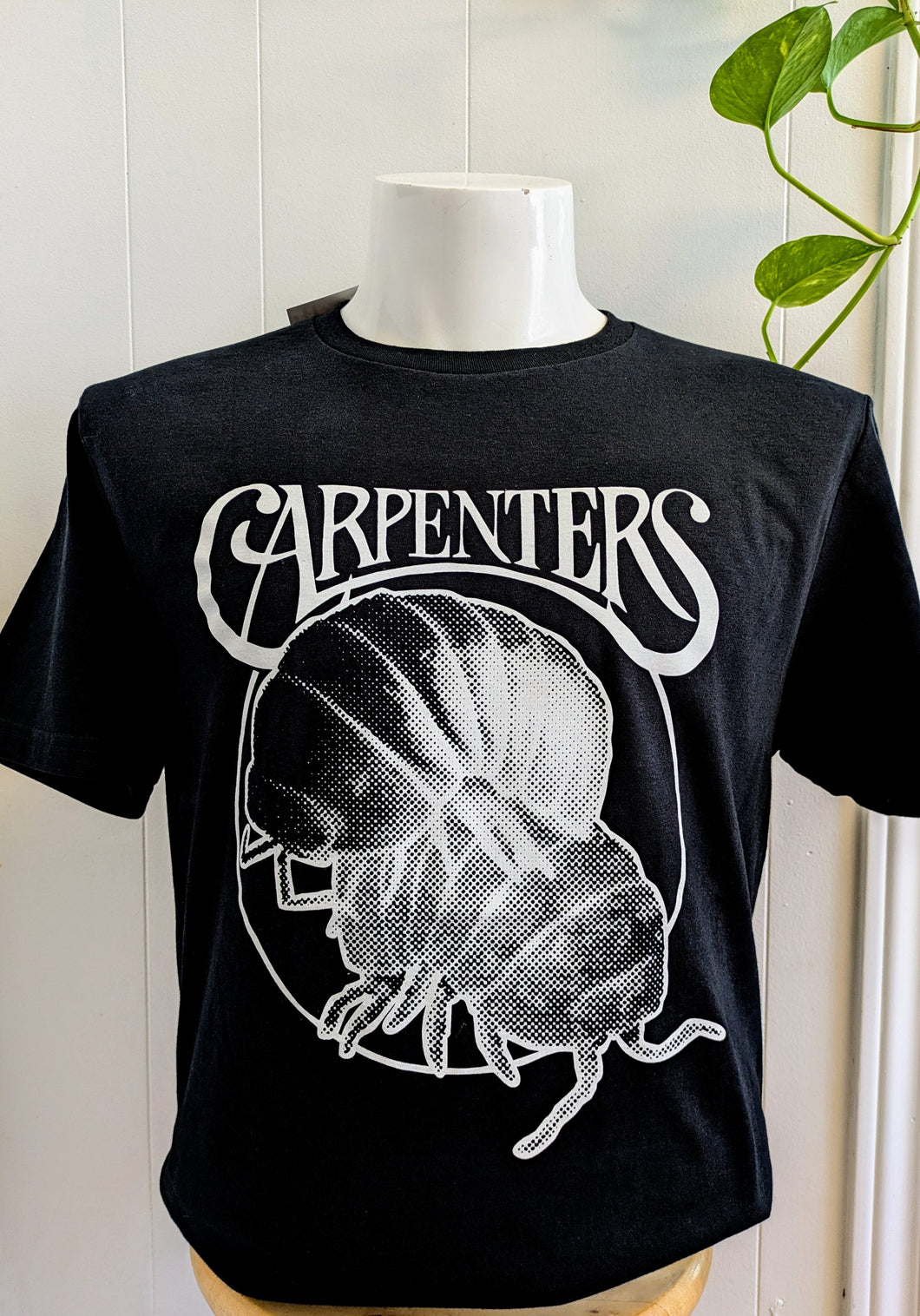 Tee. Carpenters