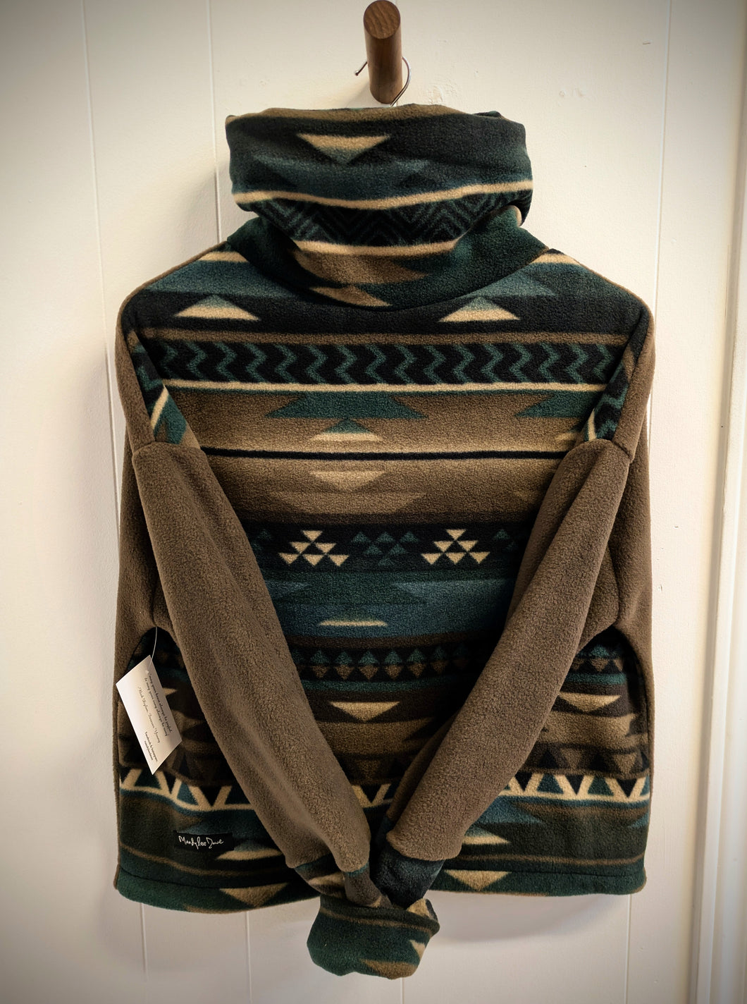 Fleece. Desert Green and Brown. Accent sleeves