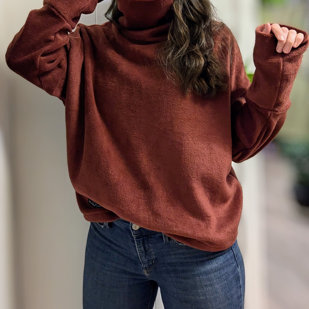 Fleece. Rust.