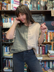 Boxy blouse. Linen